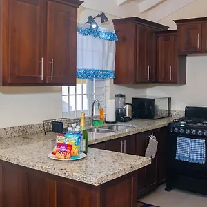 Holiday home Charming Refuge At Colbeck Manor Jamaica